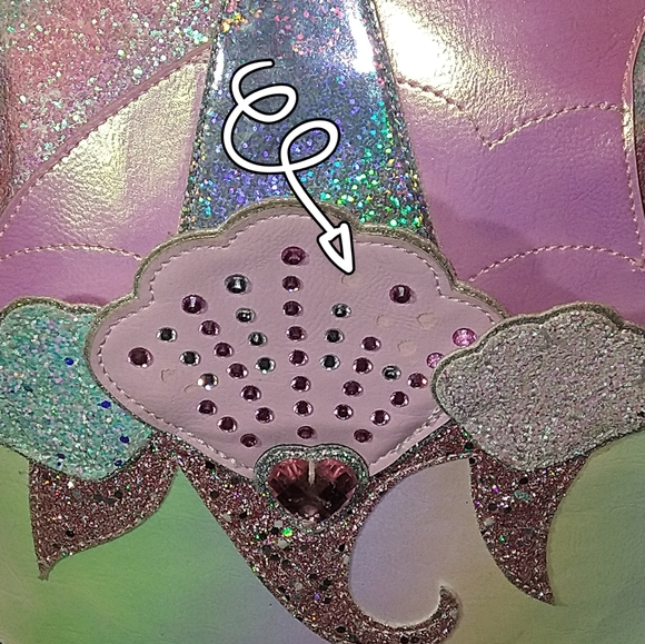 Miss Gwen OMG Backpack - Picture 4 of 11